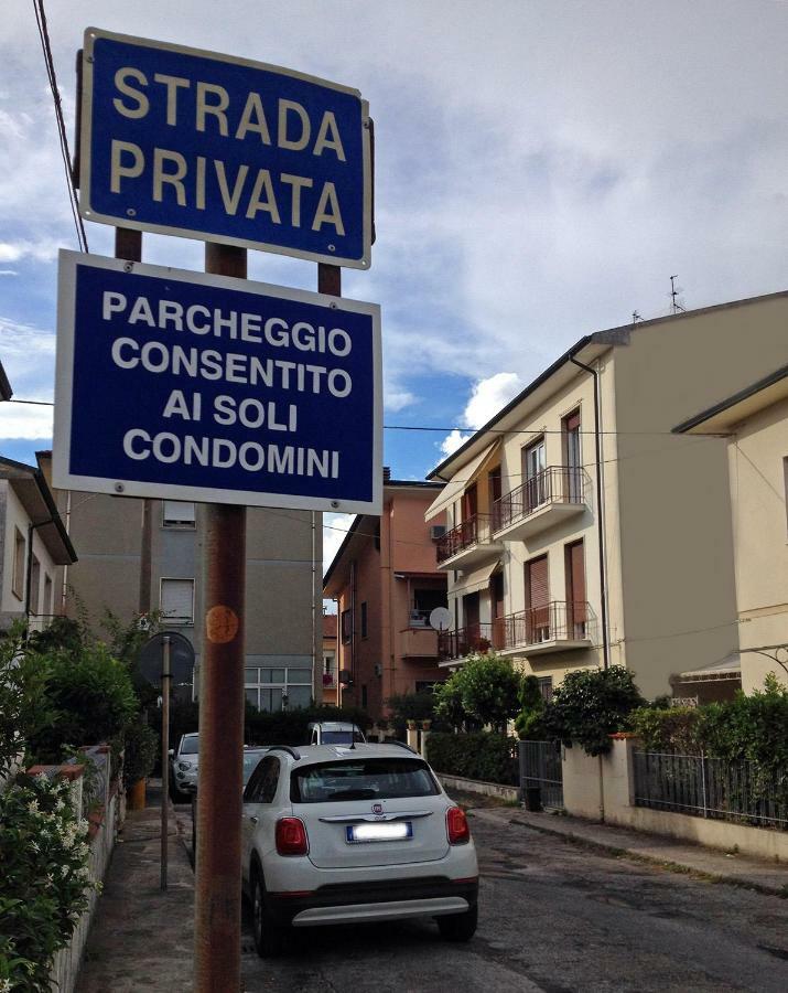 Apt Luminoso, Spazioso Con Aria Condiz E Bici Apartamento Viareggio Exterior foto